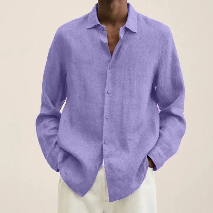 "Chemise en coton léger pour hommes, design élégant et polyvalent, idéale pour l'été, coupe classique boutonnée."