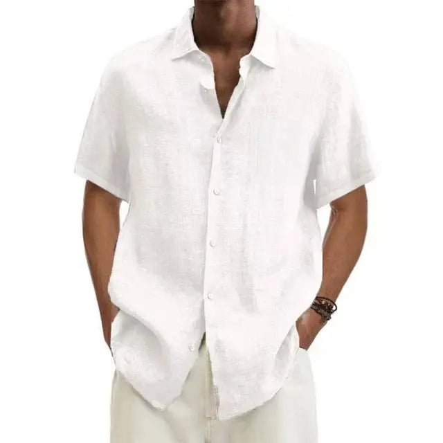 "Chemise en lin bio homme manches courtes, col pointu, légère, idéale pour l'été, style décontracté et chic."