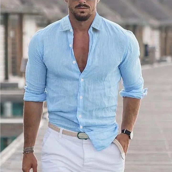 "Chemise en lin homme blanche respirante, manches longues, style décontracté pour élégance au quotidien."