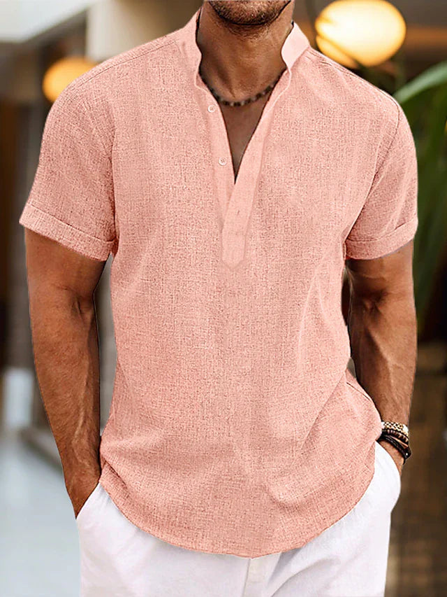 "Chemise en lin homme respirante col Henley, manches courtes, coloris variés, idéale pour été, style décontracté"
