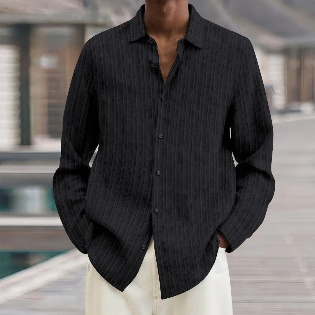 "Chemise en lin noire élégante pour homme, manches longues, style moderne, disponible en plusieurs couleurs"
