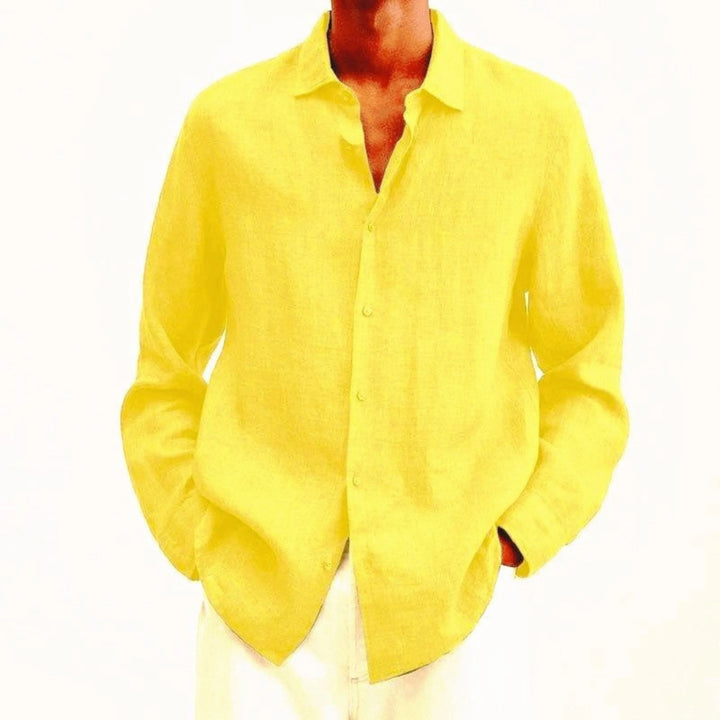 "Chemise en lin pour homme, élégante et respirante, col structuré, boutons intégrés, coupe classique, idéale pour tous styles