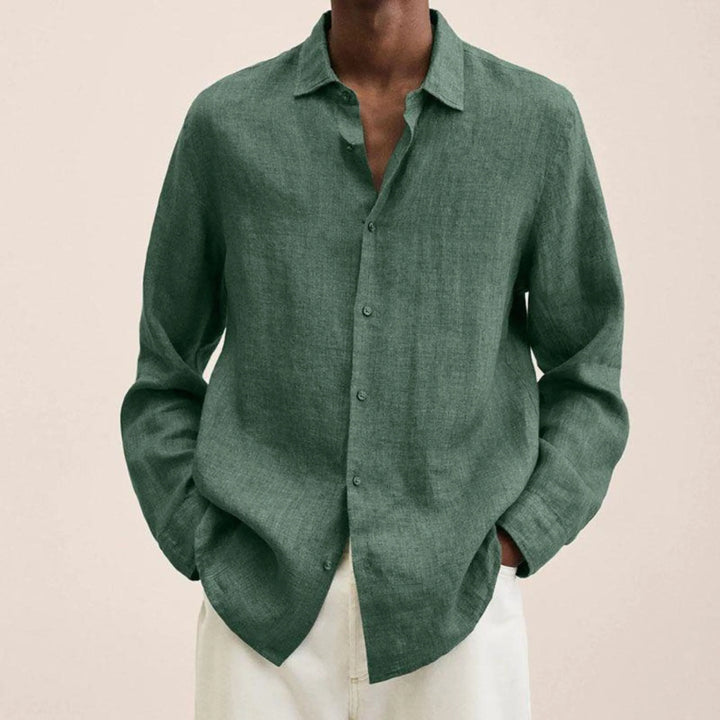 "Chemise en lin pour homme, élégante et respirante, col structuré, boutons intégrés, coupe classique, idéale pour tous styles