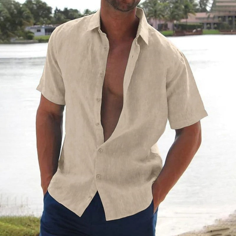 "Chemise en lin pour homme, manches courtes, élégante et confortable, disponible en plusieurs couleurs estivales."