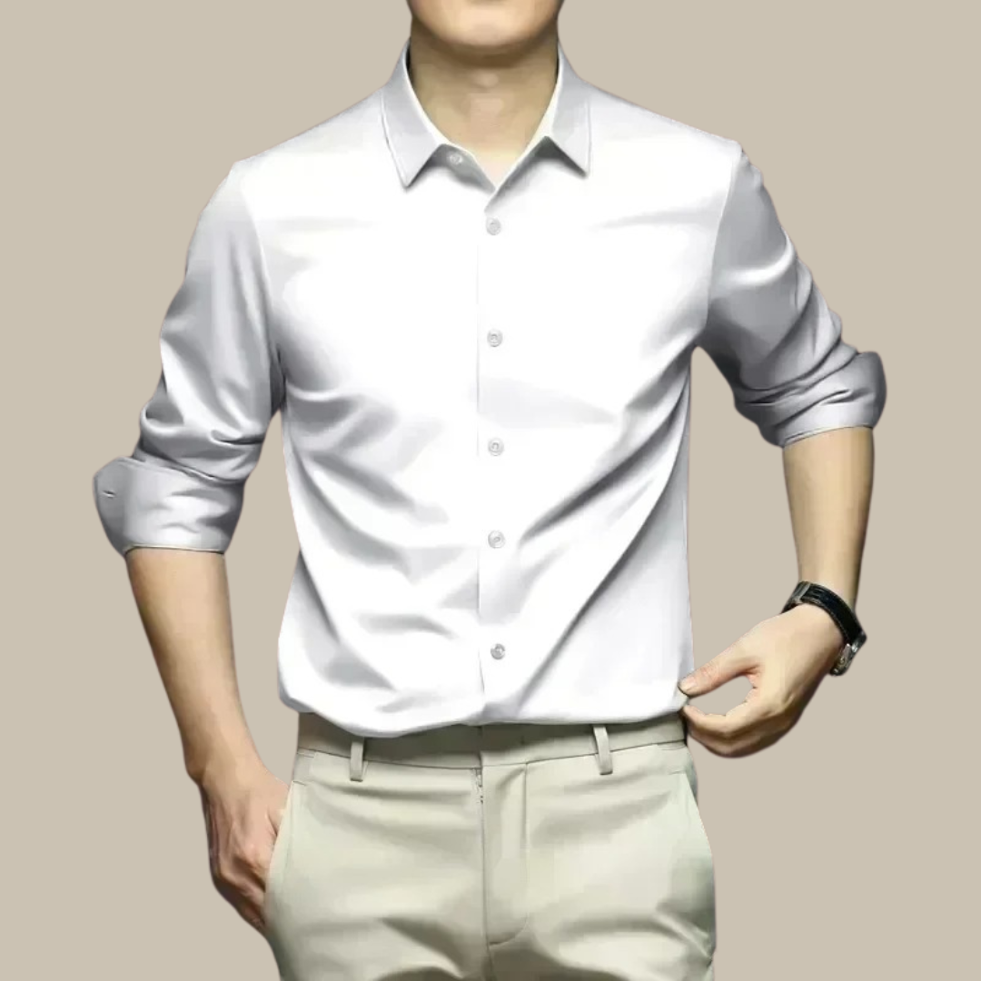 "Chemise en soie pour homme, élégante et confortable, disponible en plusieurs coloris, parfaite pour un look chic et raffiné.