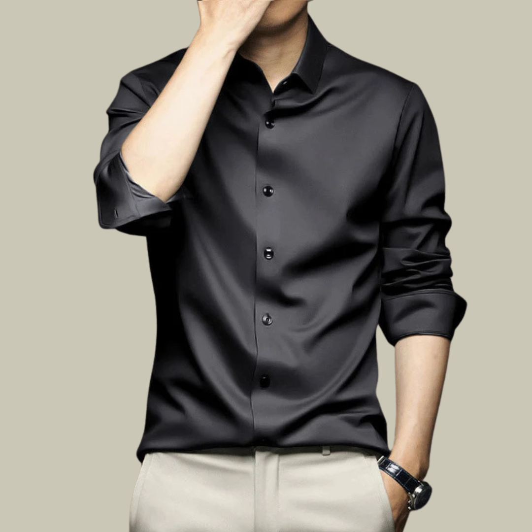Chemise en soie pour homme, formelle, manches longues, coupe ajustée, élégante, pour un style raffiné et sophistiqué.