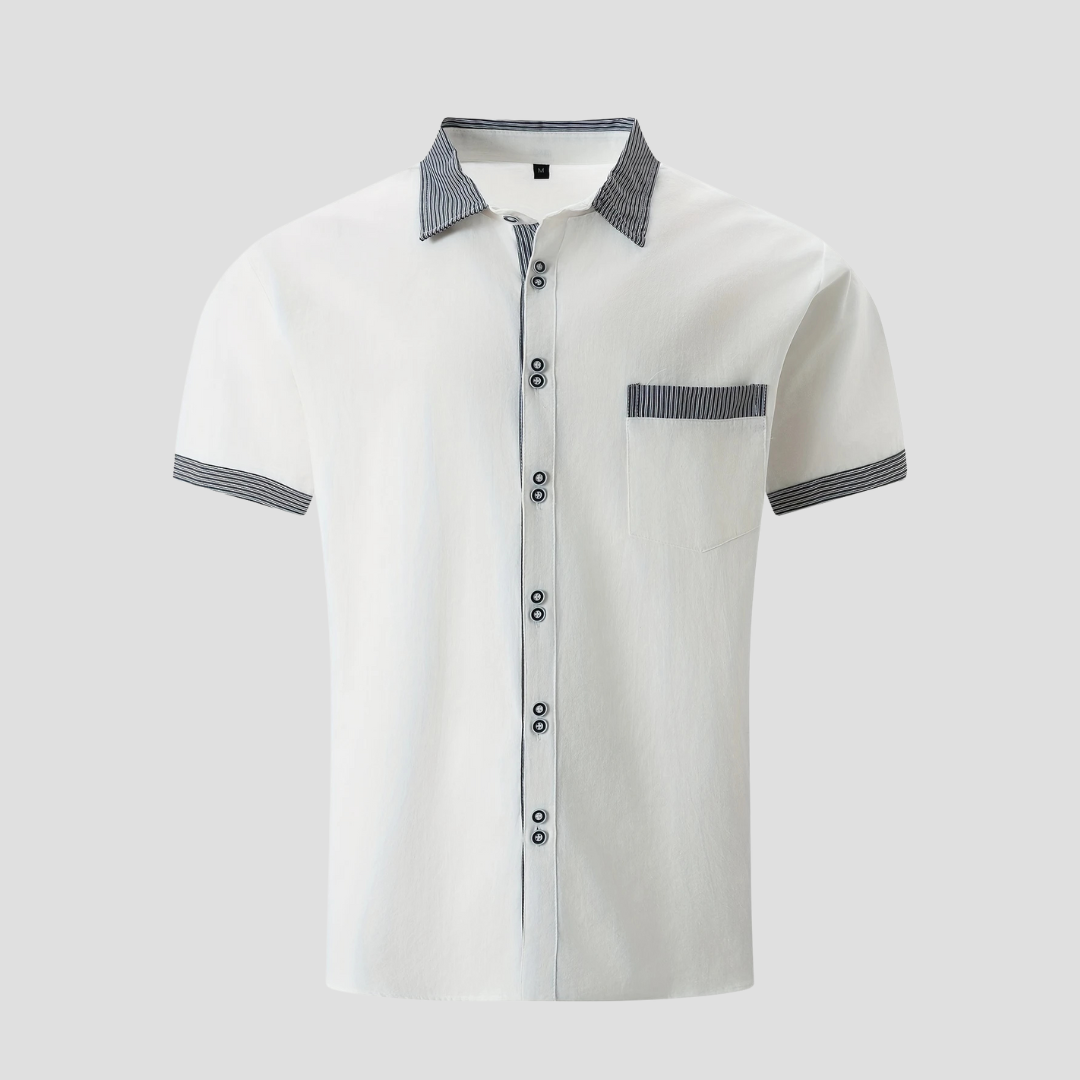 "Chemise été homme décontractée en coton, manches courtes contrastées, allure chic et confortable pour style estival"