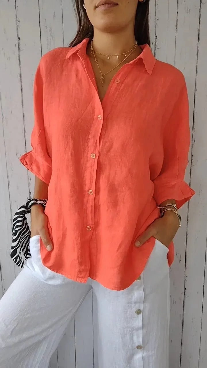Chemise femme en lin, manches longues, coupe décontractée, col classique pour style élégant et confort respirant.