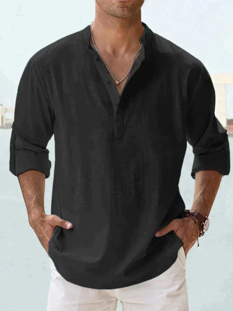 "Chemise homme col ouvert décontractée navy bleu élégante, coupe fluide pour style estival chic et confortable"
