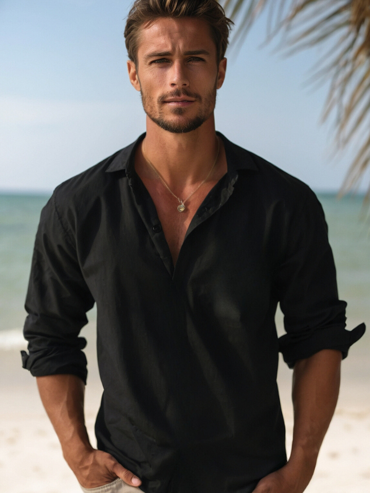 "Chemise homme col ouvert décontractée navy bleu élégante, coupe fluide pour style estival chic et confortable"