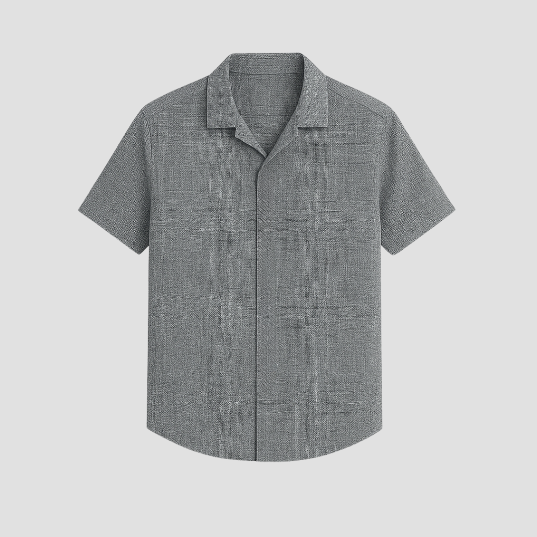 "Chemise homme coton moderne, manches courtes, tissu doux, col élégant, versatile pour tenue estivale soignée."