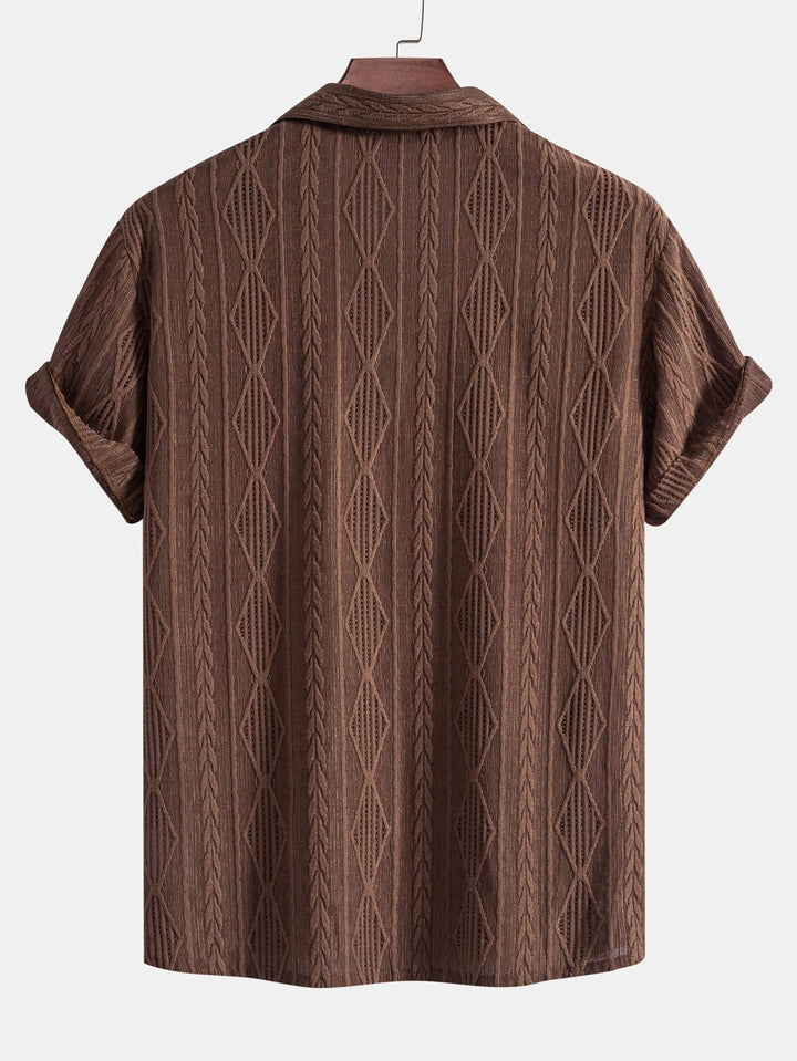 "Chemise homme décontractée en jacquard, texture élégante, coupe moderne, disponible beige, café, noir"