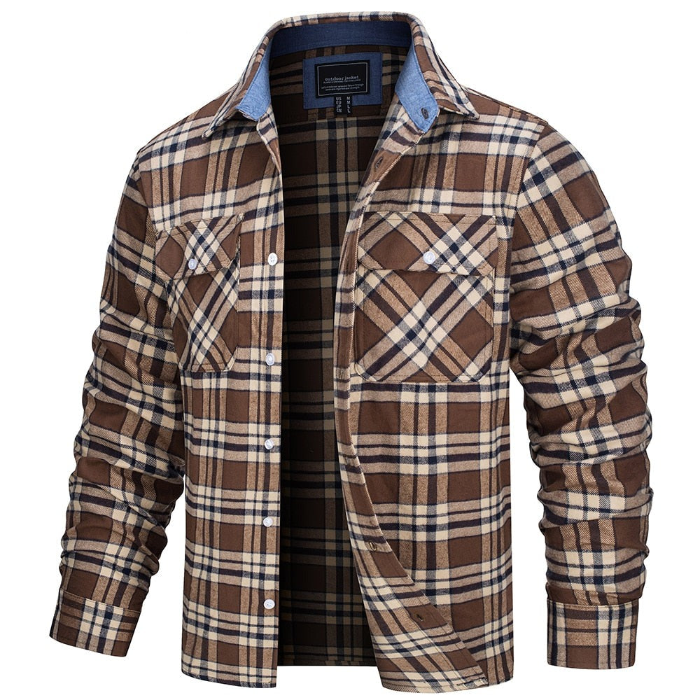"Chemise homme en flanelle à carreaux, douce et élégante, avec col retourné et coupe classique pour confort optimal."
