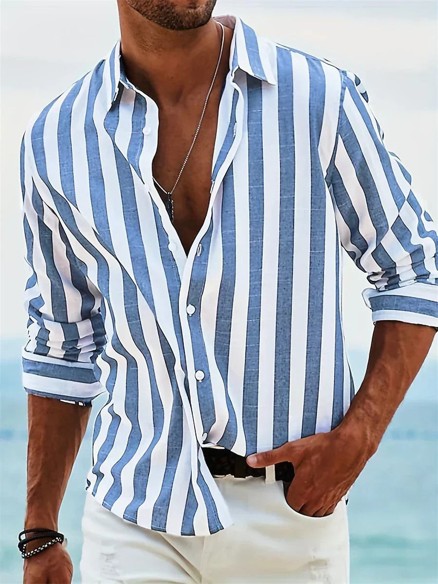 "Chemise homme rayée décontractée bleu-blanc, lin et coton, manches courtes, style estival chic"
