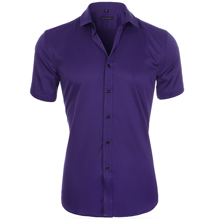 "Chemise infroissable homme, élastique et respirante, élégante, idéale pour un look soigné toute la journée."