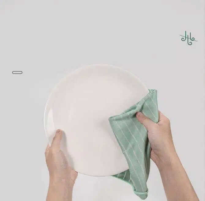 "Chiffon en bambou ultra absorbant pour nettoyage écologique, idéal pour surfaces miroir, verre, bois et inox."