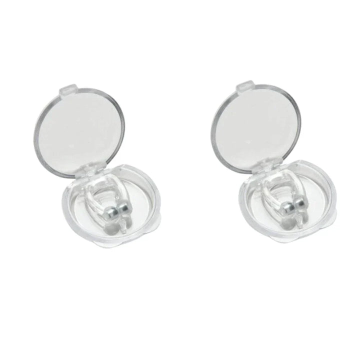 Clip Nez Anti-Ronflement en silicone hypoallergénique, compact et réutilisable, couleur transparente, vue de côté.