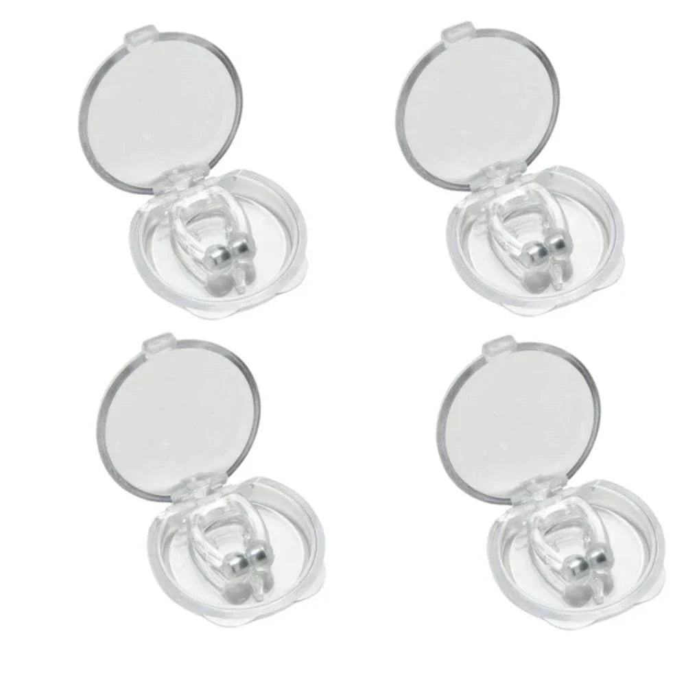 Clip Nez Anti-Ronflement en silicone hypoallergénique, compact et réutilisable, couleur transparente, vue de côté.