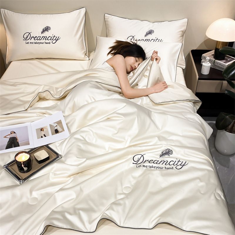 "Couverture rafraîchissante CoolNuit, tissu glacé, aération optimale, parfaite pour nuit chaude, douceur soyeuse"