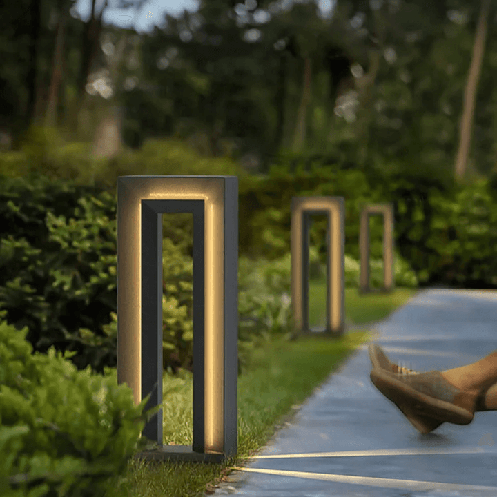 Lampe solaire d'extérieur design moderne