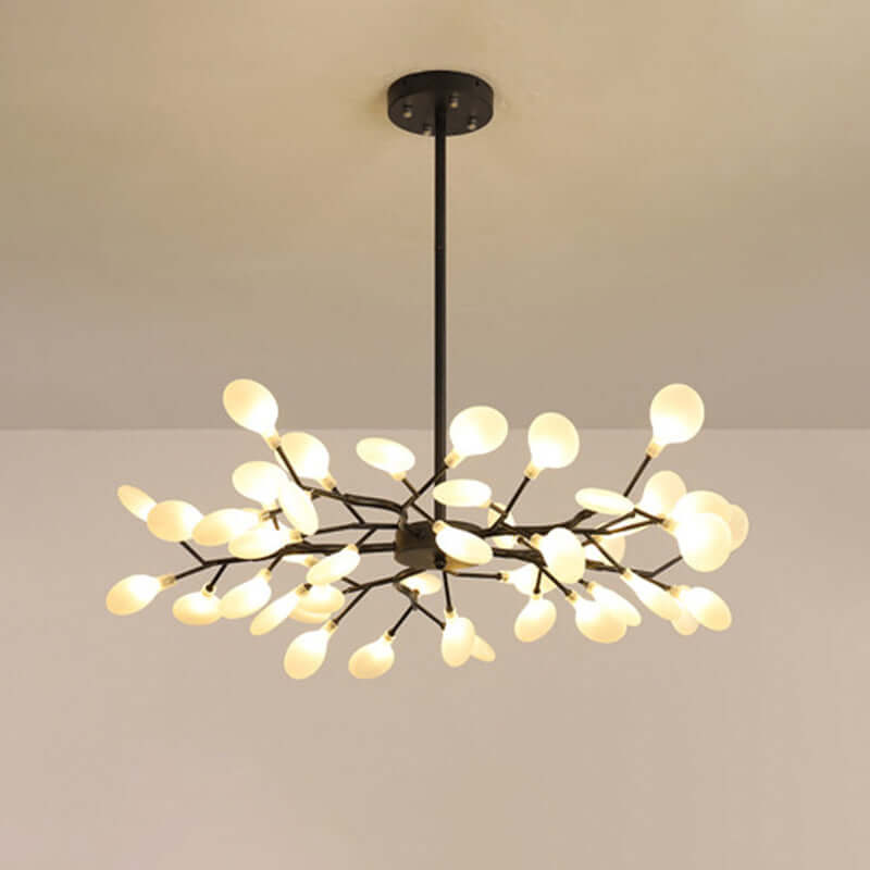 Simplicité D'Un Lustre À Lucioles Ramifié