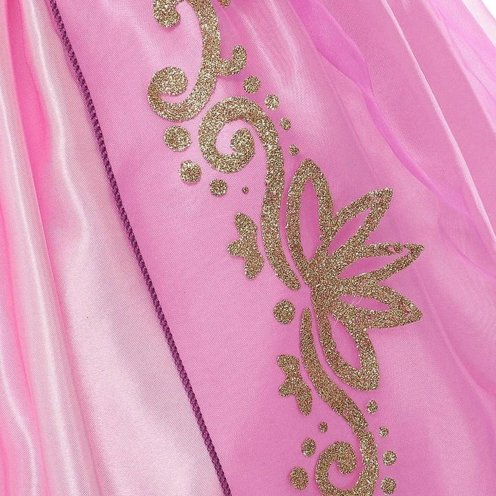 "Déguisement enfant Raiponce violet, robe princesse avec détails dorés, tissu doux, pour anniversaires et jeux créatifs."