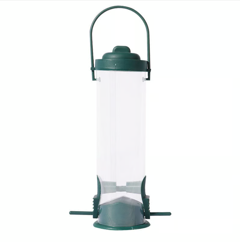 "Distributeur de graines robuste et antiecureuil pour jardin, design innovant garantissant l'accès uniquement aux oiseaux."