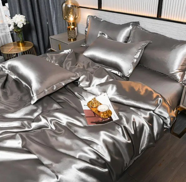 "Draps en satin uni luxe, brillance sophistiquée, texture douce, ajoutent élégance moderne à votre chambre, entretien facile.