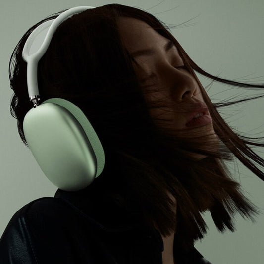 "Écouteurs sans fil noirs avec arceau ajustable, design ergonomique et technologie Bluetooth pour un confort optimal"