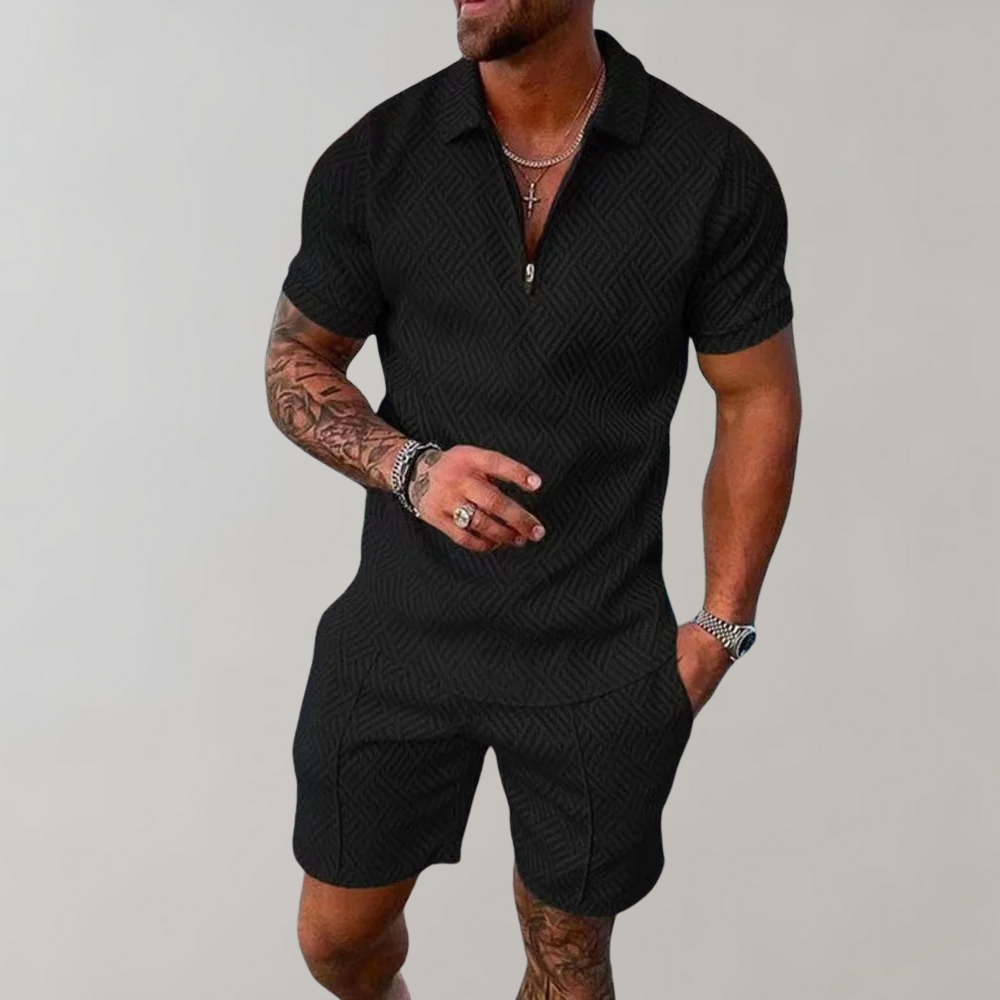 Ensemble d'été pour hommes: polo moderne bleu marine avec un short assorti, idéal pour un look chic et frais.