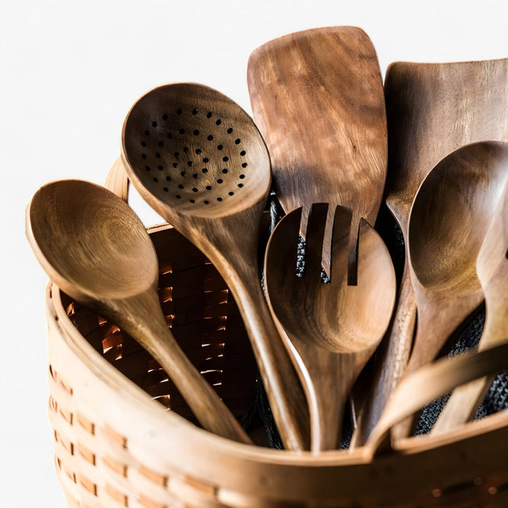 "Ensemble d'ustensiles de cuisine en bois robustes, design élégant, résistant à la chaleur, anti-rayures, ergonomique."