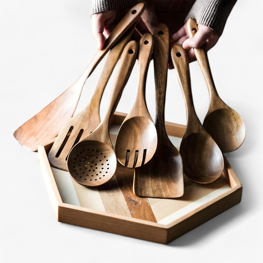 "Ensemble d'ustensiles de cuisine en bois robustes, design élégant, résistant à la chaleur, anti-rayures, ergonomique."