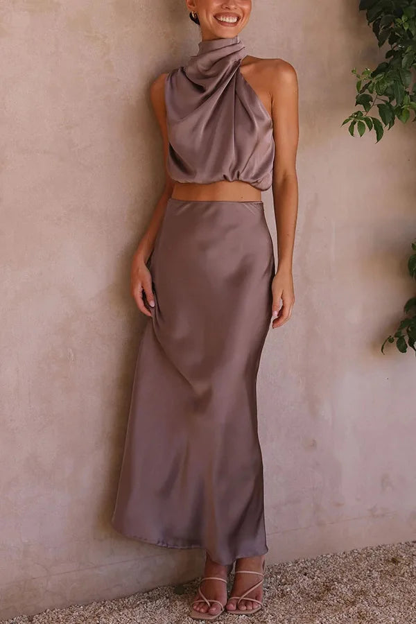 "Ensemble élégant femme avec blazer sur mesure et pantalon tailleur, style professionnel, matériaux de qualité supérieure."