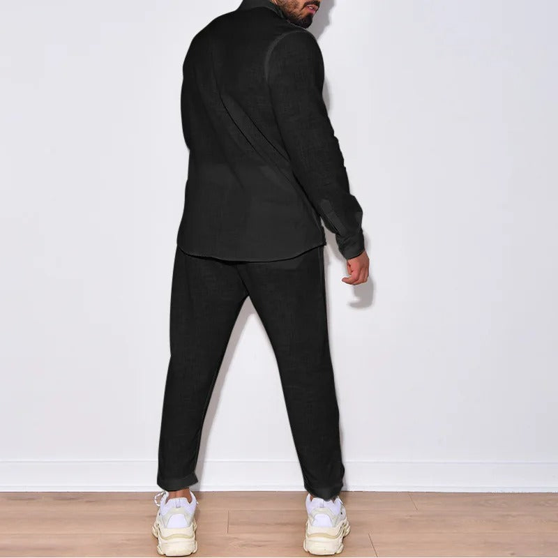 Ensemble en lin pour homme, chemise manches courtes et short assorti, style élégant et confortable pour l'été.