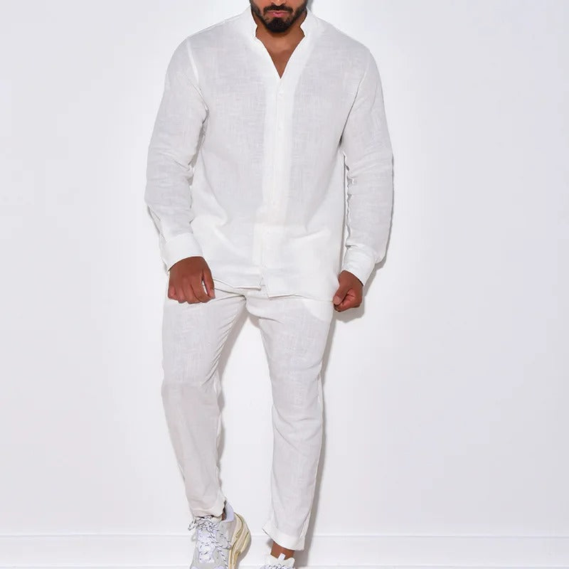 Ensemble en lin pour homme, chemise manches courtes et short assorti, style élégant et confortable pour l'été.