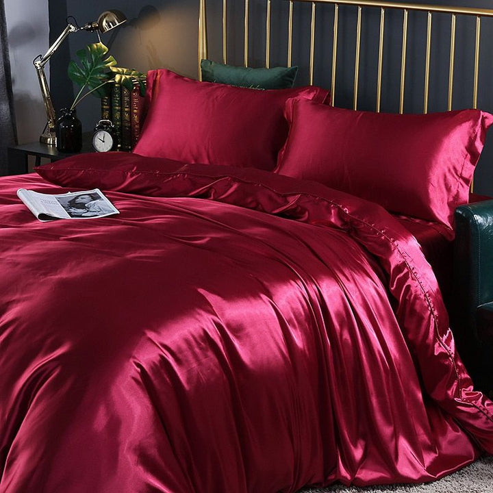 Ensemble literie SatinLuxe luxe, soie satin, blanc pur, bordeaux, élégant, chambre, confort, apaisant, décoration maison.