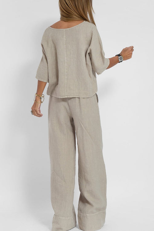 "Ensemble tailleur femme coton-lin, haut court chic et pantalon large taille haute, élégant et confortable."