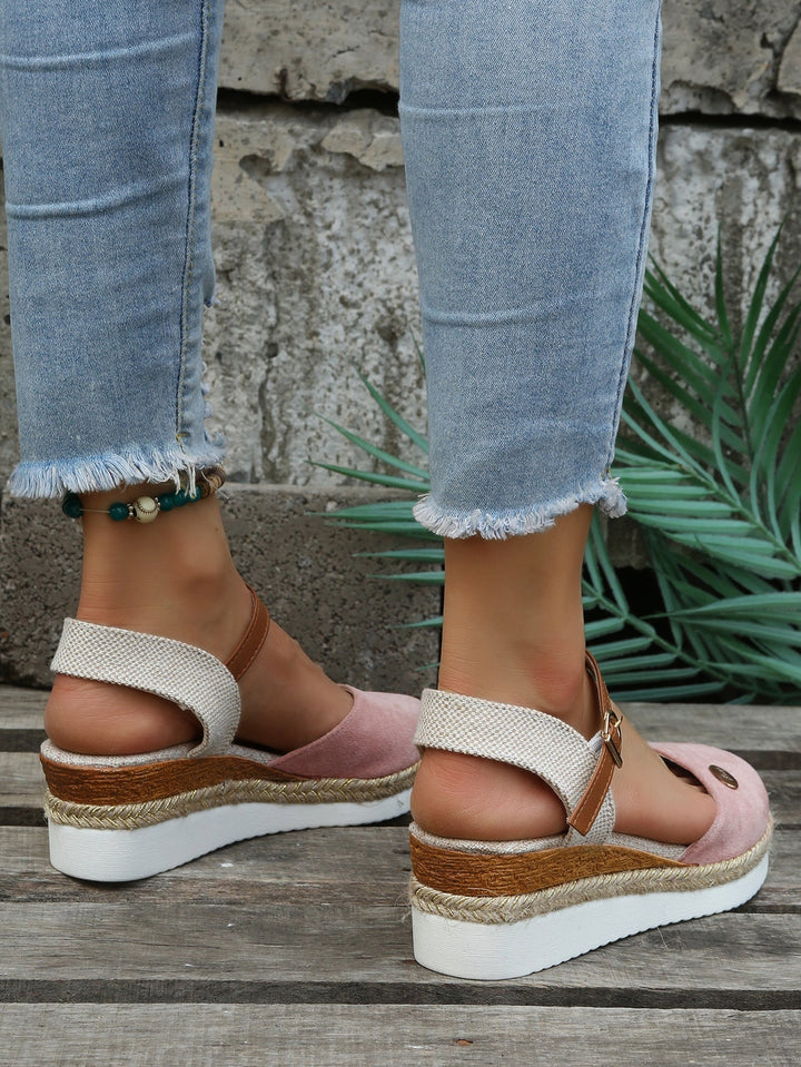 "Espadrilles orthopédiques élégantes pour femmes avec semelle antidérapante et design chic"