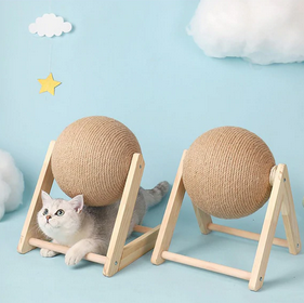 "Griffoir sphérique en sisal pour chats, design moderne, surface rotative, structure bois, idéal pour les griffes des félins.