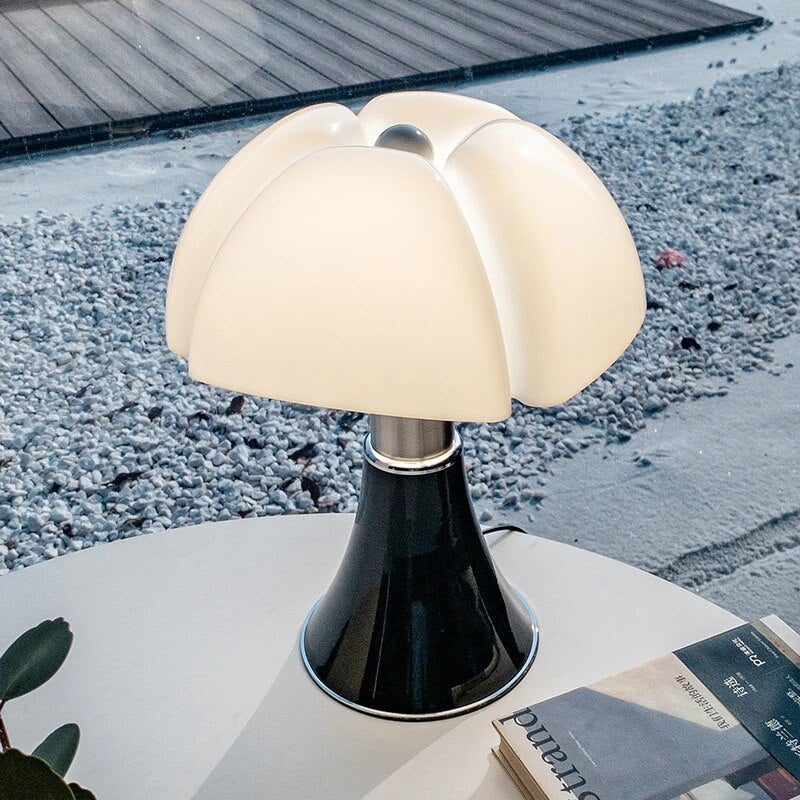 Lampe de Table Flower rétro sans fil LED, design floral en acier, lumière douce et chaleureuse, décoration intérieure élégant