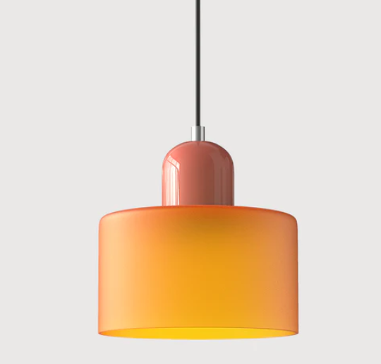Lampe suspendue en verre avec design Bauhaus, lignes épurées, couleur beige, lumière chaleureuse pour élégance intemporelle.
