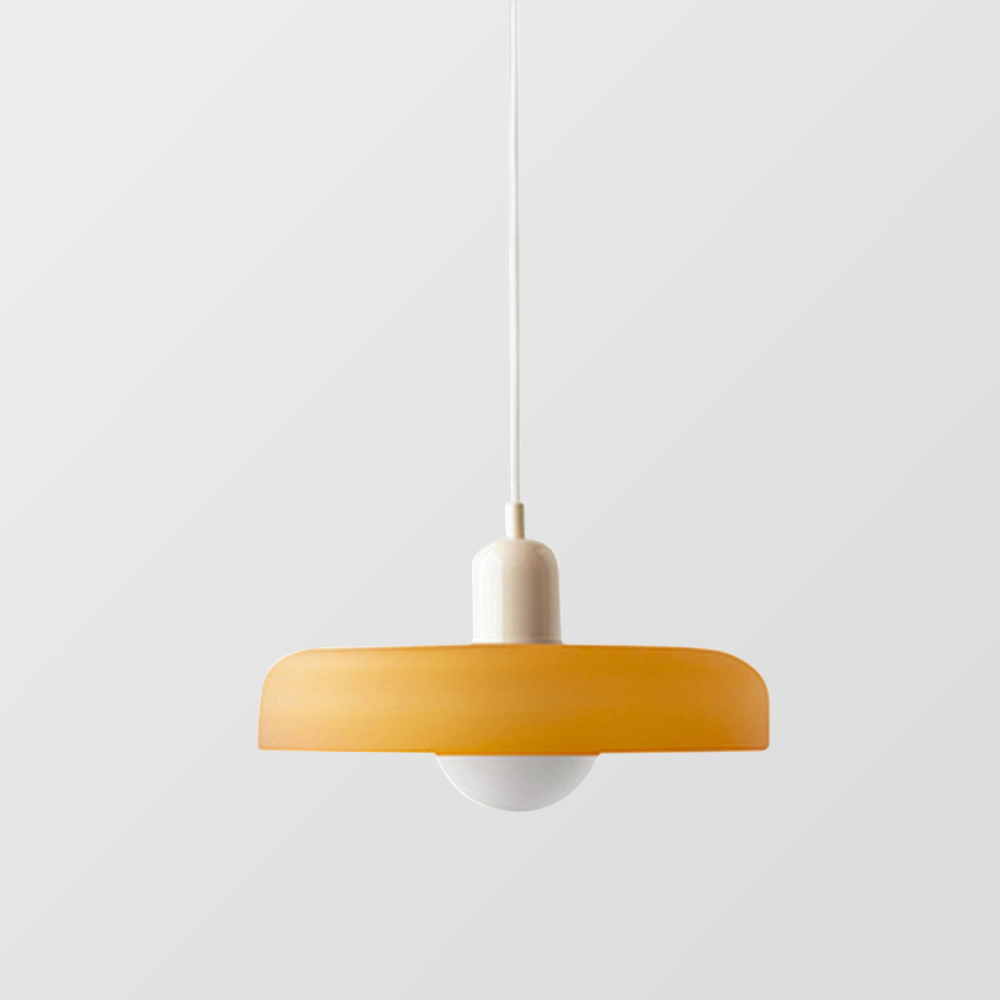 "Lampe suspendue moderne en verre, design Bauhaus, forme ronde élégante, lumière douce, idéale pour espace contemporain."