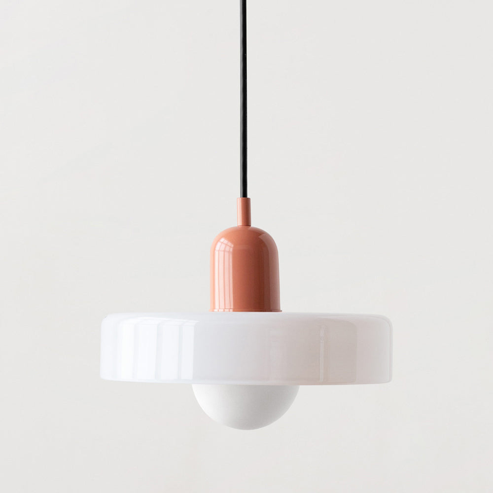 "Lampe suspendue moderne en verre, design Bauhaus, forme ronde élégante, lumière douce, idéale pour espace contemporain."