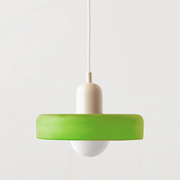 "Lampe suspendue moderne en verre, design Bauhaus, forme ronde élégante, lumière douce, idéale pour espace contemporain."