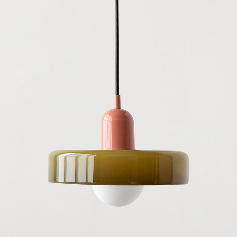 "Lampe suspendue moderne en verre, design Bauhaus, forme ronde élégante, lumière douce, idéale pour espace contemporain."