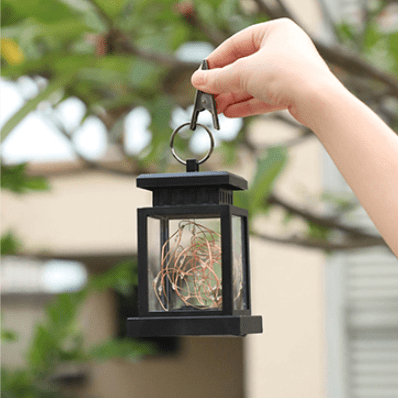 "Lanterne solaire extérieure rétro IP44, métal bronze, éclairage LED, design vintage, idéal jardin."