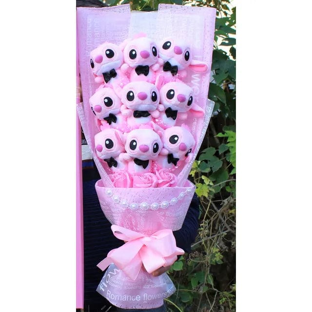 "Magnifique bouquet de peluches Stitch colorées, original et mignon pour un cadeau attendrissant et décoratif."