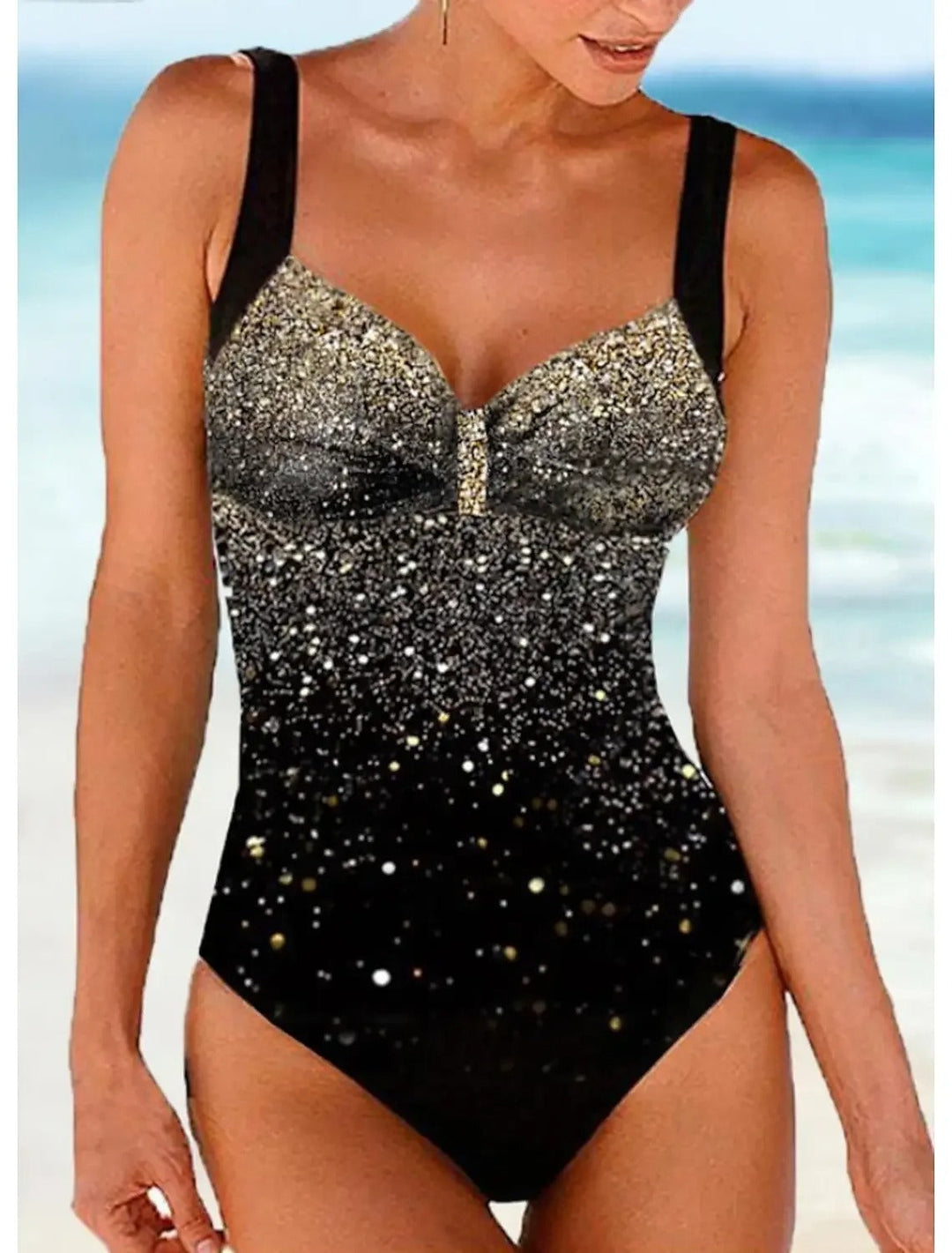 Maillot de bain push-up bleu profond pour femme, ajusté et élégant, rehausse la silhouette avec style et confort.