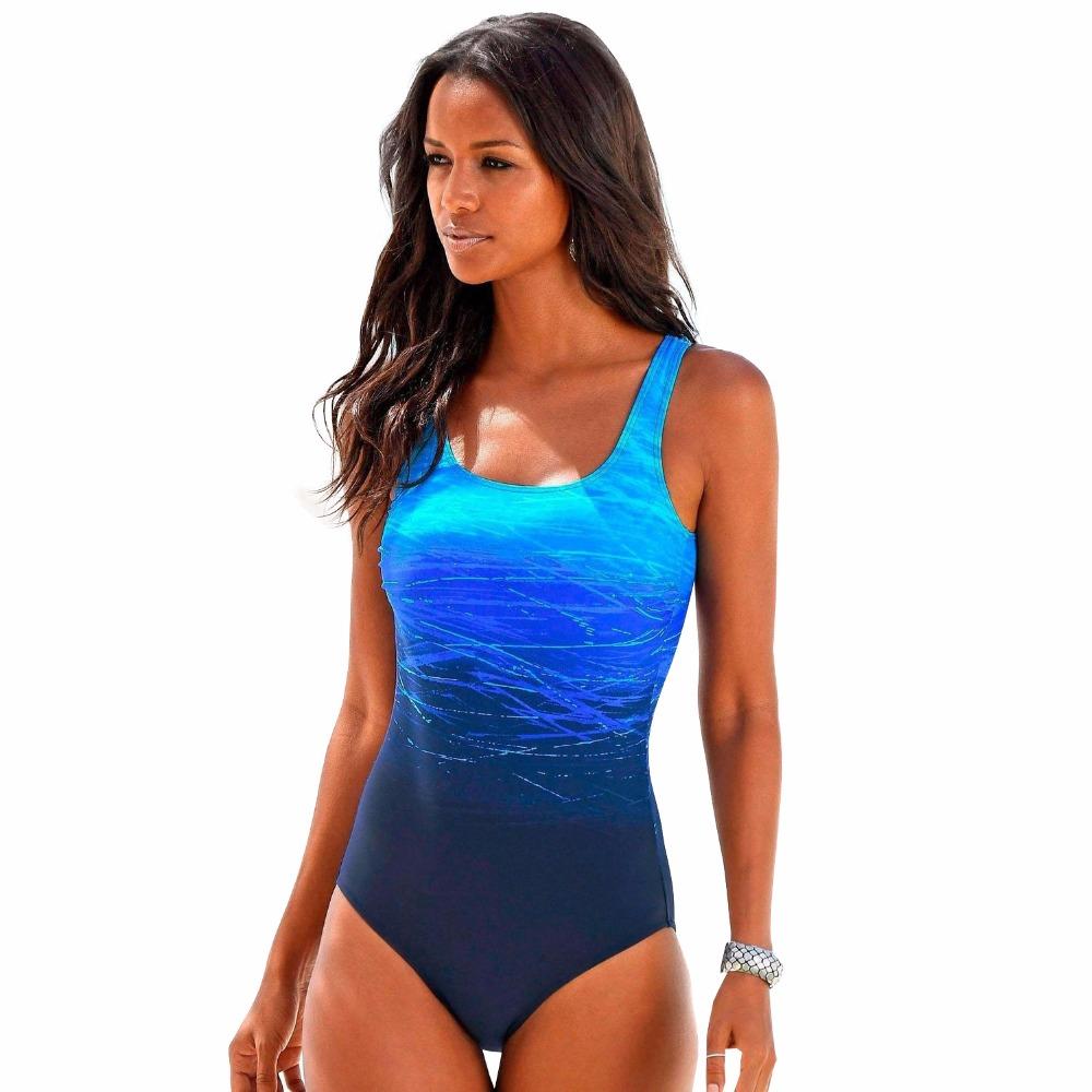 "Maillot de bain une pièce ombré à séchage rapide, dos découpé, rayures décoratives, protection UV, bleu et rouge."