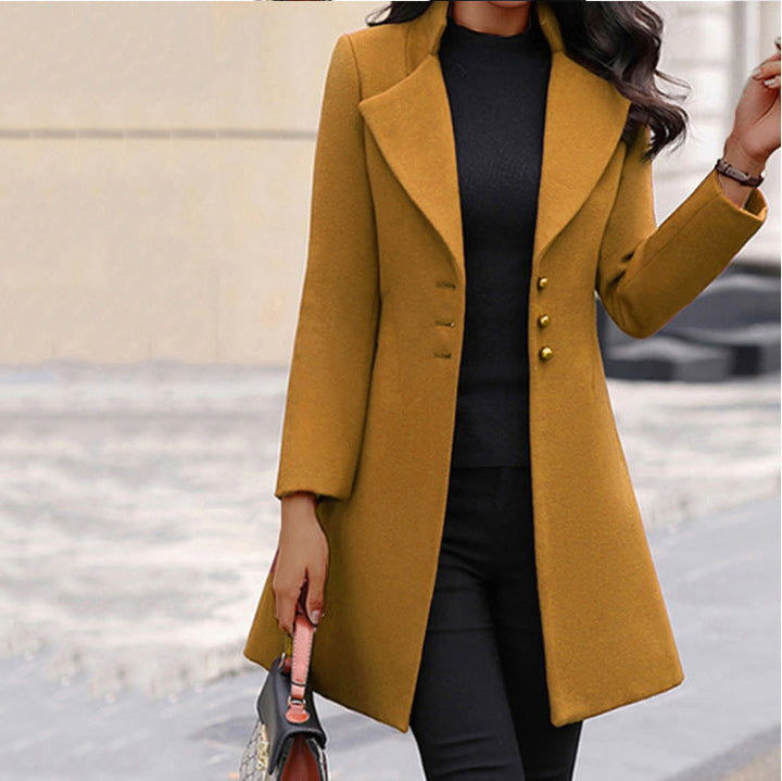 "Manteau en laine pour femmes, coupe raffinée, vue de face, élégant et confortable, parfait pour l'hiver"